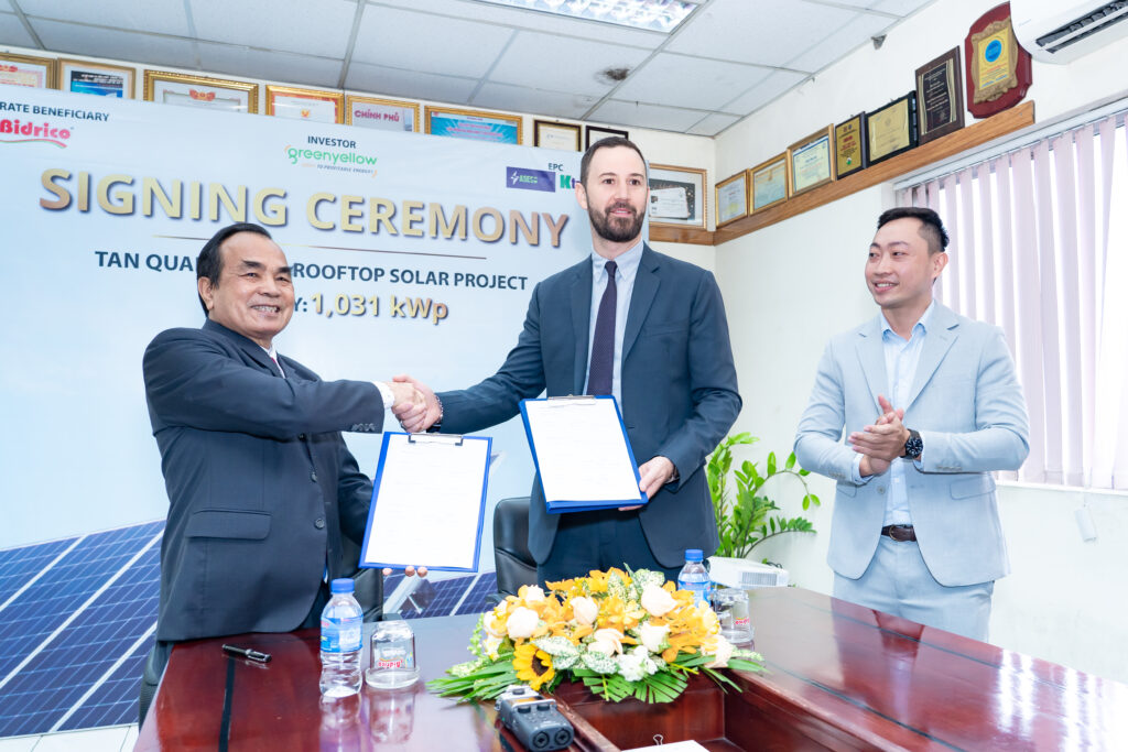 Lễ Ký Kết Hợp Đồng Mua Bán Điện Công ty TNHH SX&TM Tân Quang Minh 2 GreenYellow Việt Nam | Shift To Profitable Energy Lễ Ký Kết Hợp Đồng Mua Bán Điện Công ty TNHH SX&TM Tân Quang Minh