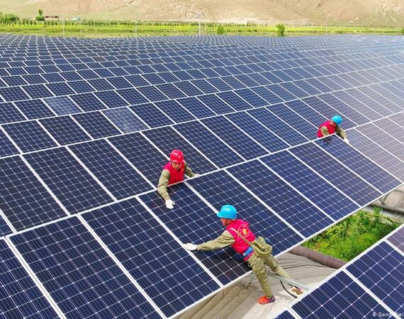 Developing Green Energy in Vietnam Leveraging International Resources