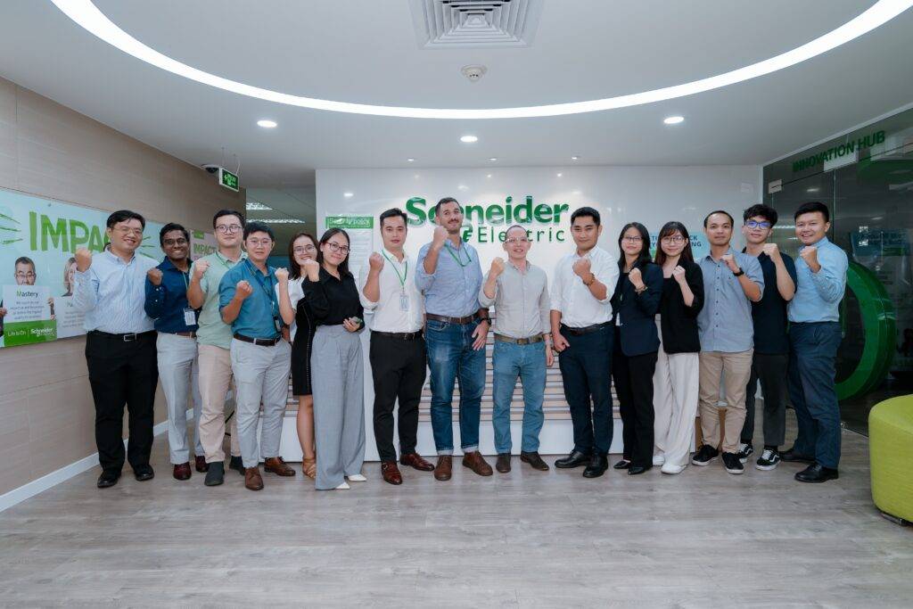 Hội Thảo Giải Pháp Năng Lượng Bền Vững Cùng Schneider Electric